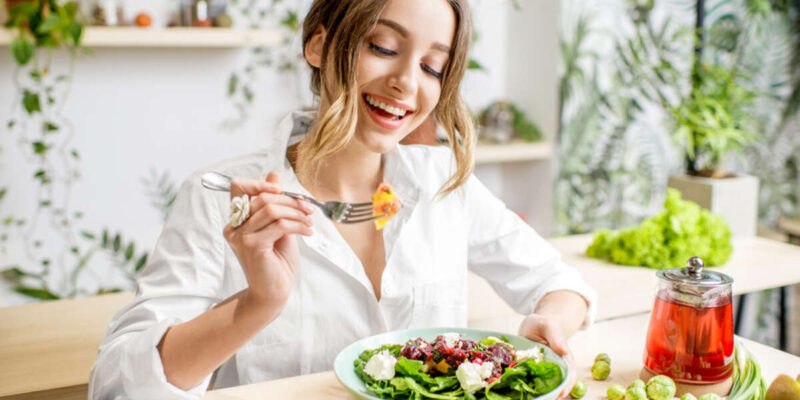 how long after a dental cleaning can you eat