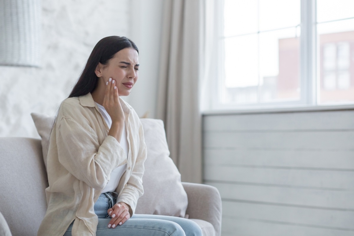 broken tooth here s what to do immediately for relief and repair